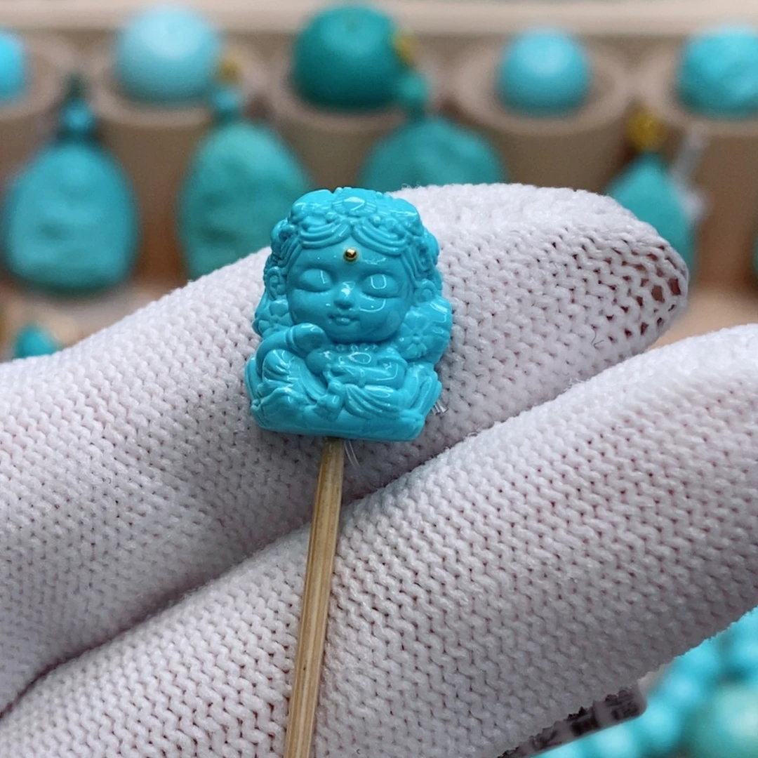 绿松石未镶嵌珠宝奇石