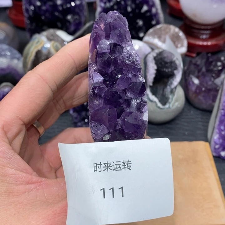 紫晶未镶嵌大型摆件（非配饰）