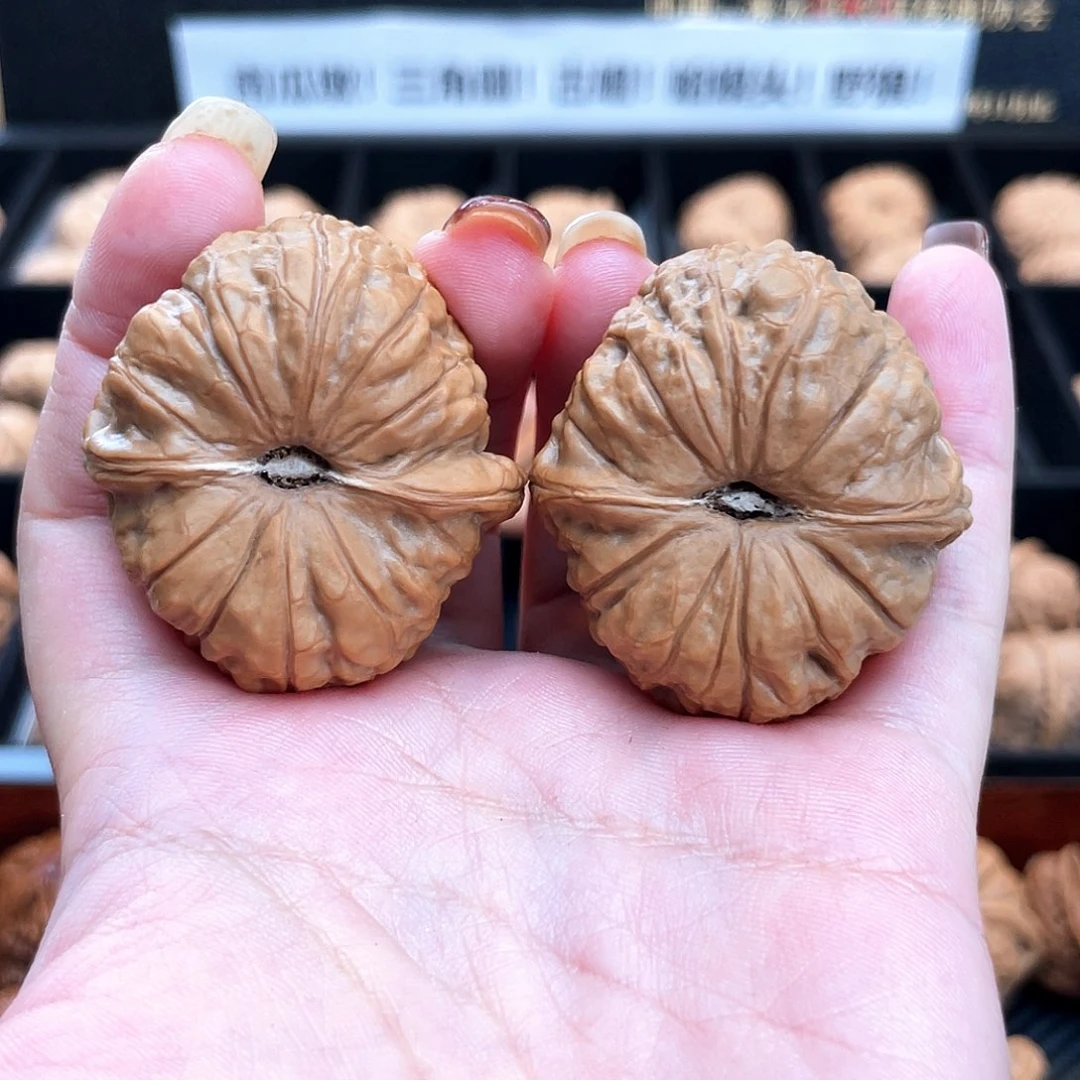 把件文玩核桃Z****4001长椭圆凹底➕近正42克全品