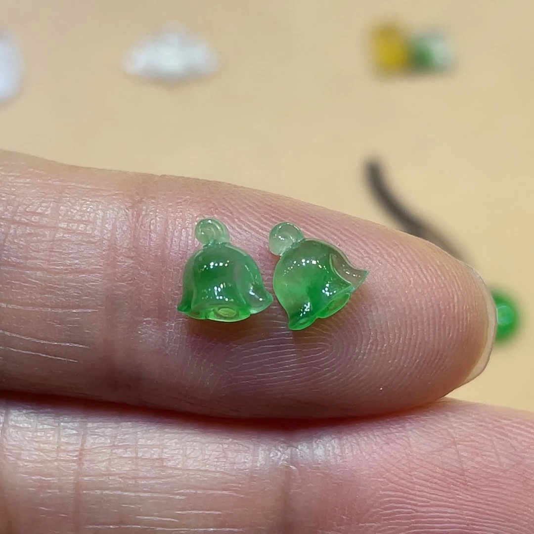 定制翡翠未镶嵌莲蓬