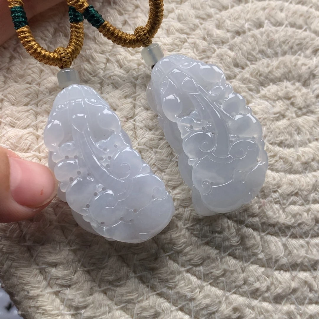 铛***铛翡翠未镶嵌颈饰天然翡翠貔貅