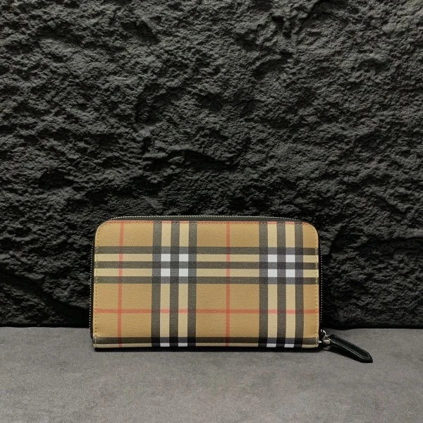 95新/博柏利/C1859616275/250802EL0003/箱包钱包