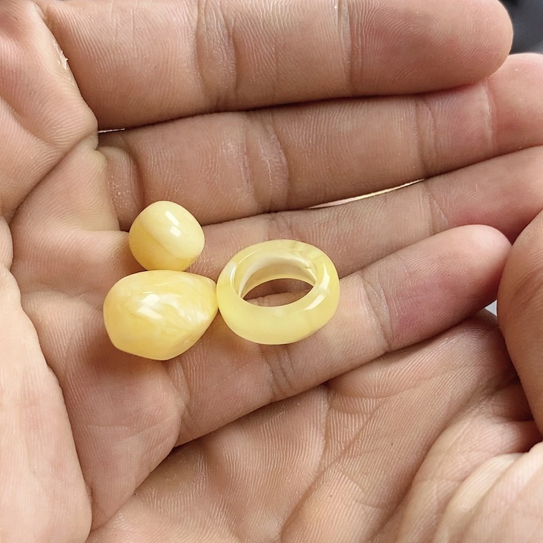 未镶嵌吊坠(不含链)蜜蜡逆*