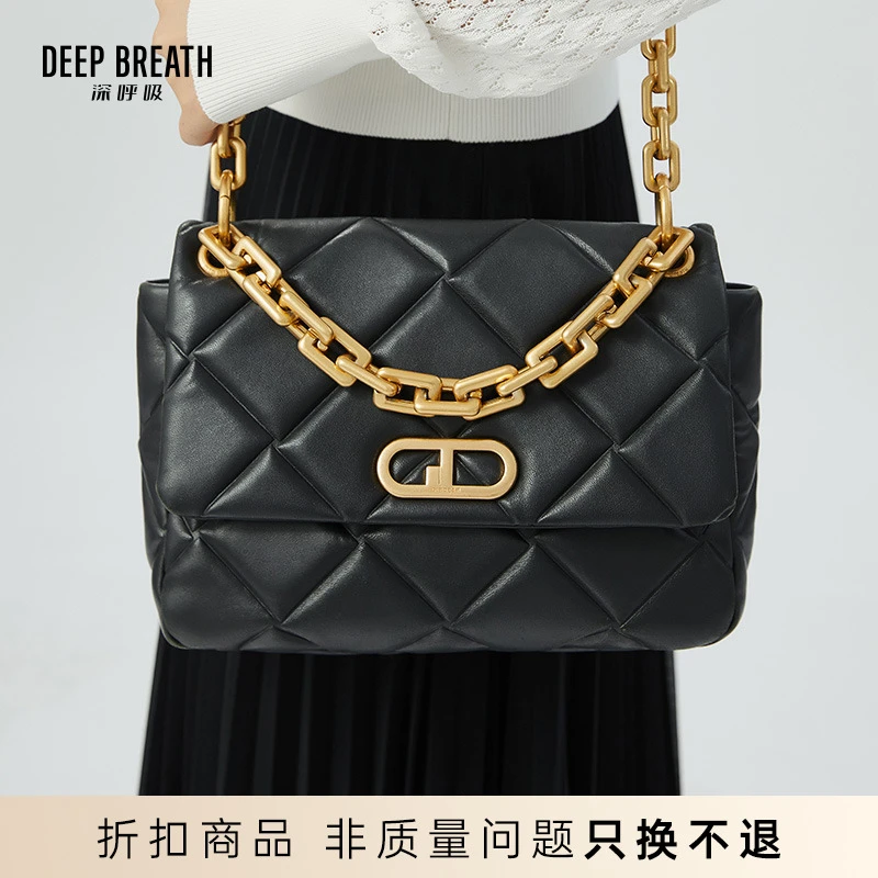 【五折】DEEP BREATH深呼吸女包链条枕头包中号AB10184