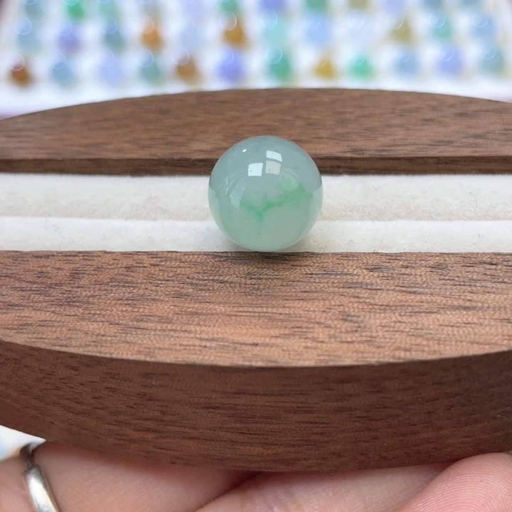散珠翡翠特色飘金丝绿圆珠卡11.8mm