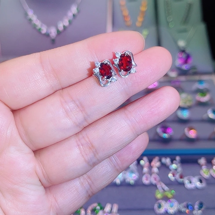 石榴石耳饰银S925镶嵌