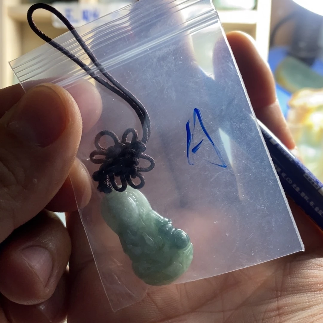 翡翠颈饰未镶嵌翡