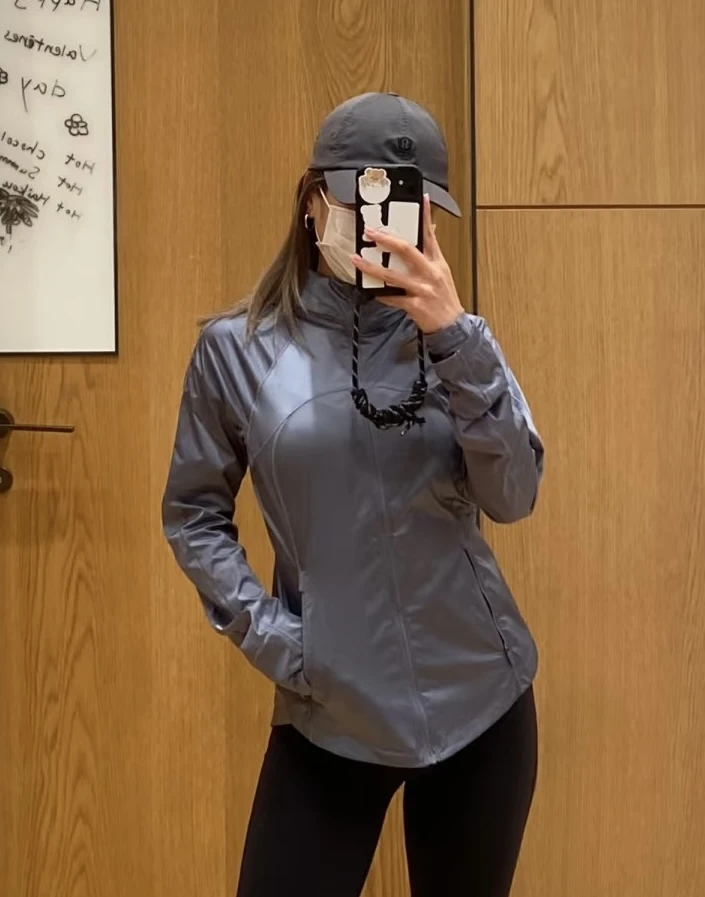 lu一样一样的goal修身防晒衣