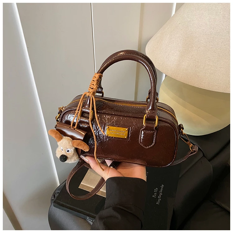 韩系小众简约时尚手拎包包超高品质百搭单肩斜跨枕头保龄球包包