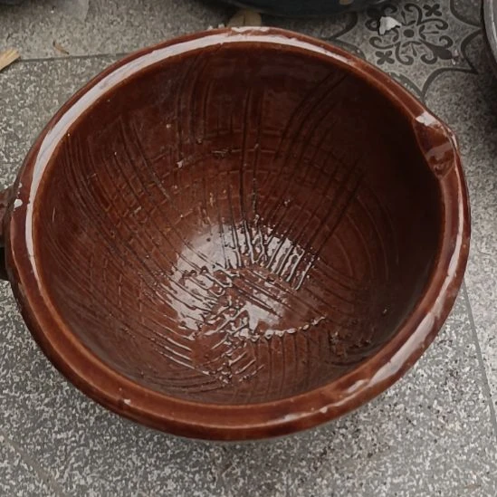 瓷片陶瓷盤子碗啥都有