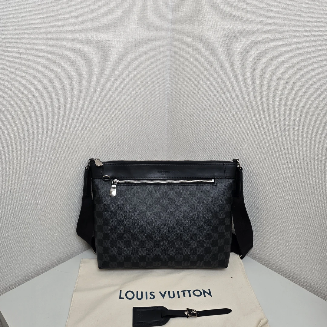 99新 LouisVuitton/路易威登 98新/新款小号mick单肩包