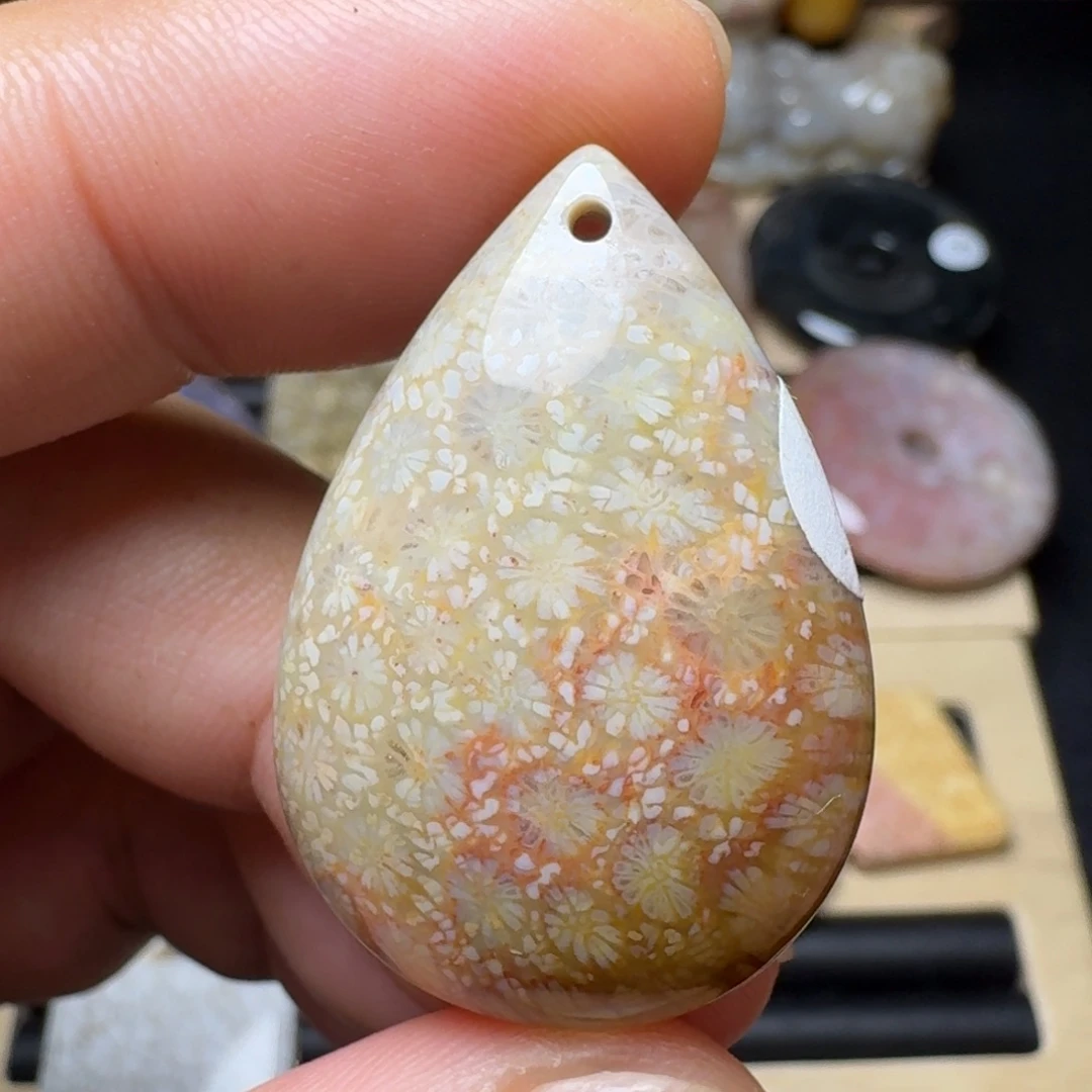 硅化玉未镶嵌纯天然色有机玉石保真色