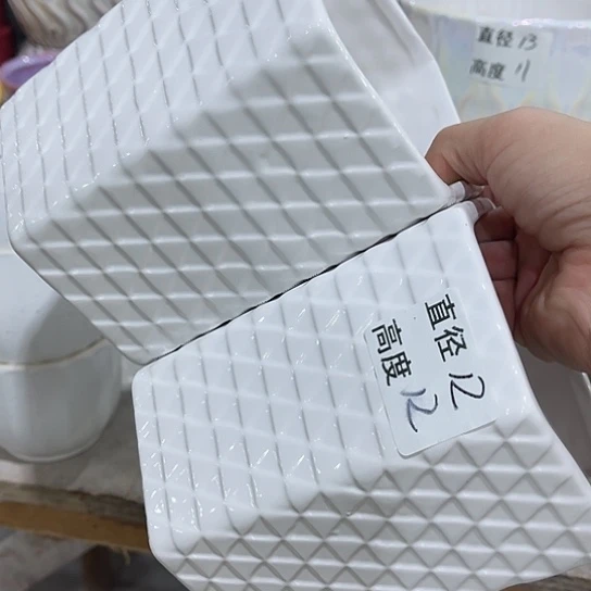 多肉绿植陶瓷花盆9.9包邮，有孔