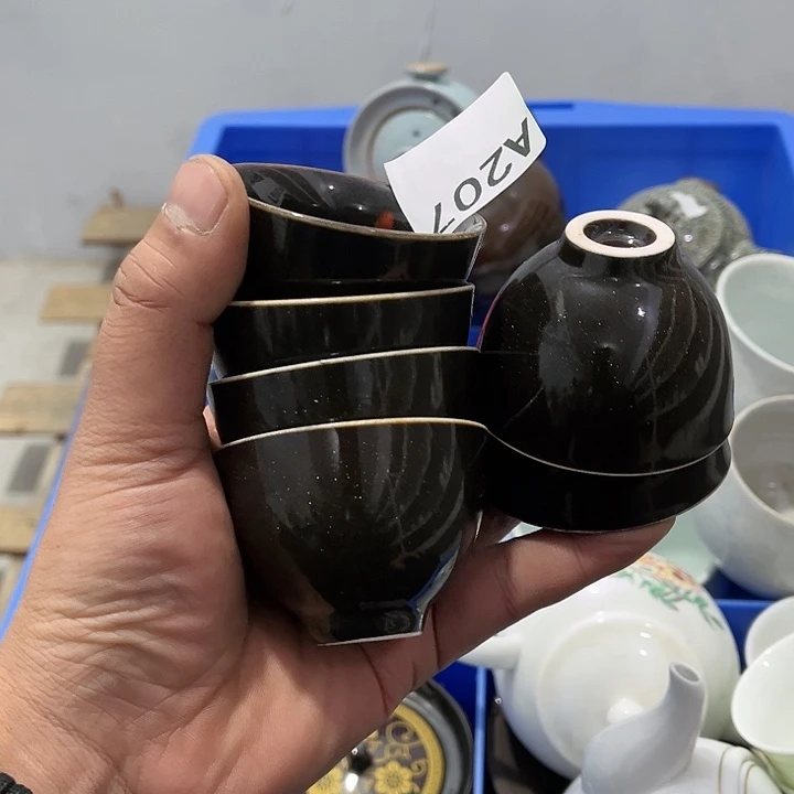 X***.瓷片默认微瑕瓷器、茶具、壶、摆件，介意勿拍