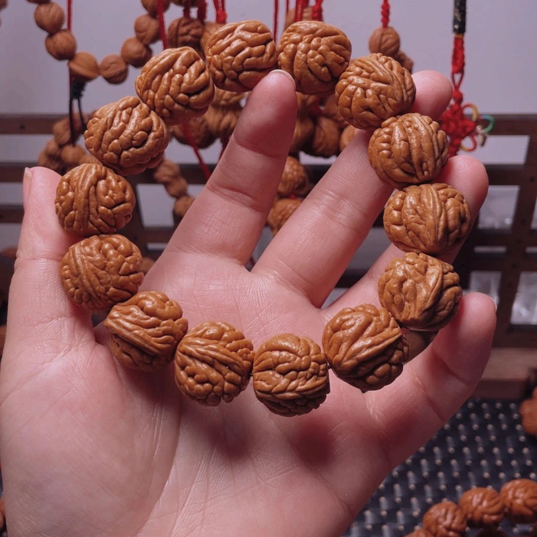 木质类龙纹桃枭手串