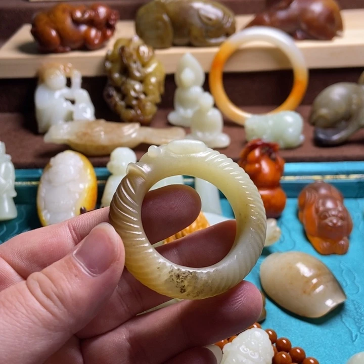 和田玉未镶嵌挂件