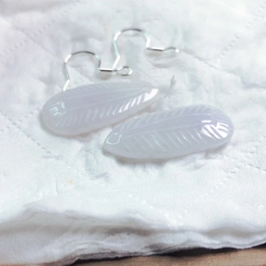 翡翠颈饰未镶嵌黄****发吊坠