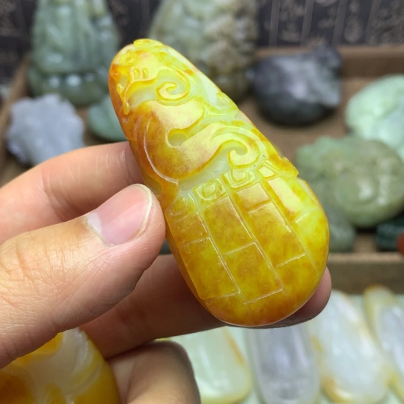 【闪购商品】颈饰未镶嵌和田玉