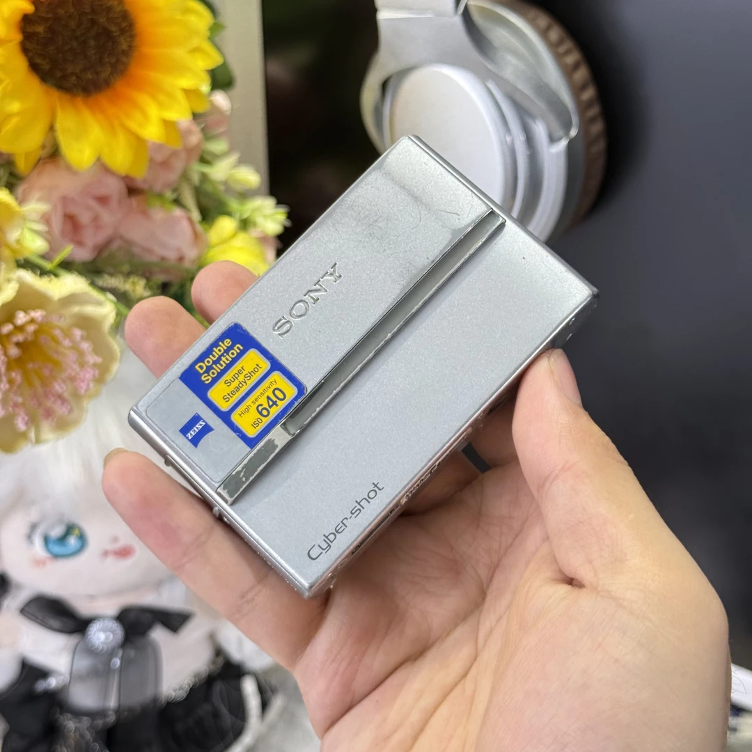 9新 Sony/索尼 索尼t9色彩感好滤镜多适合新手带配件