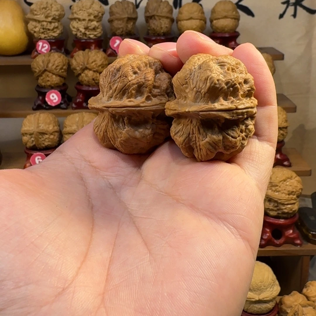 铁核桃把件鬼虎金蟾40尺