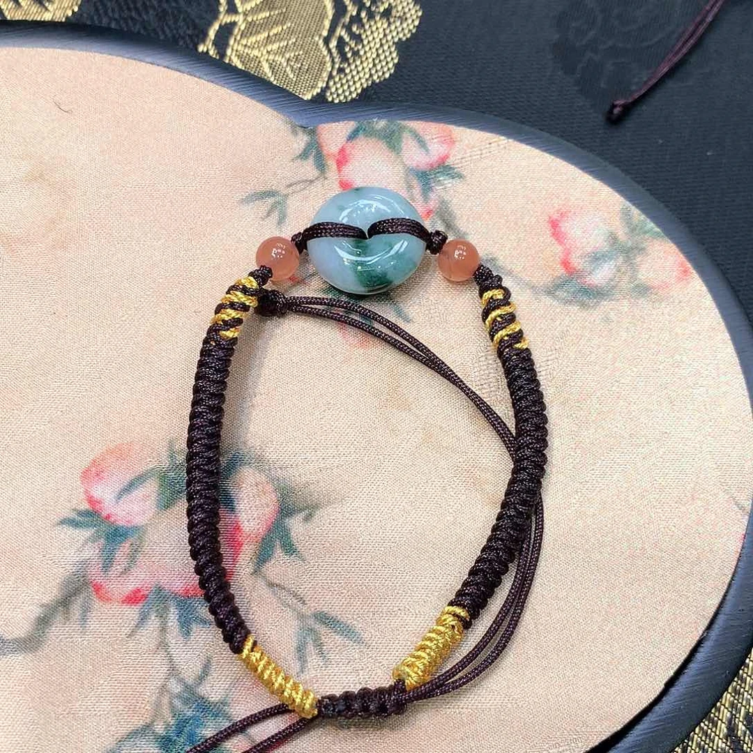 翡翠未镶嵌吊坠(不含链)一**行