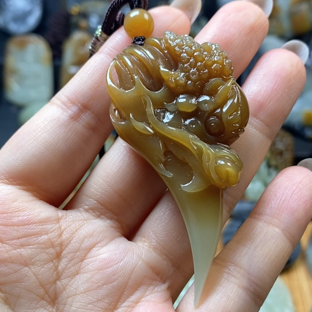 晓***5未镶嵌和田玉挂件