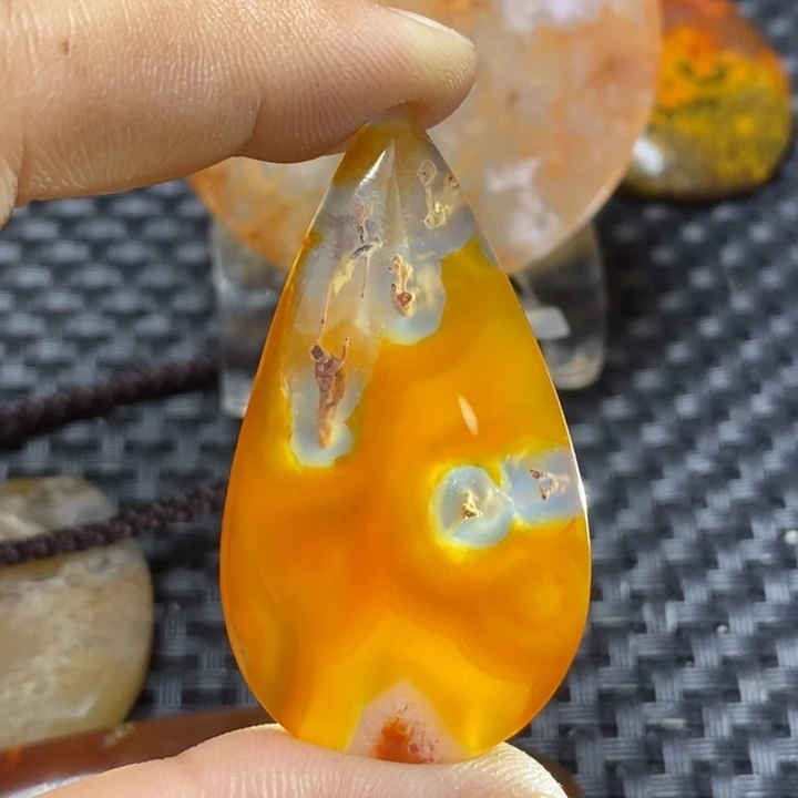 玛瑙/玉髓颈饰未镶嵌暖*。