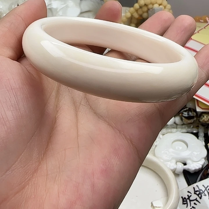 星***了贝壳其他木纹手镯52号