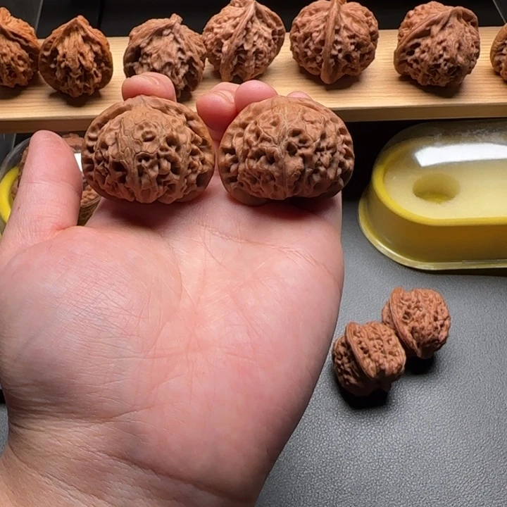 文玩核桃吊坠宫灯41G1