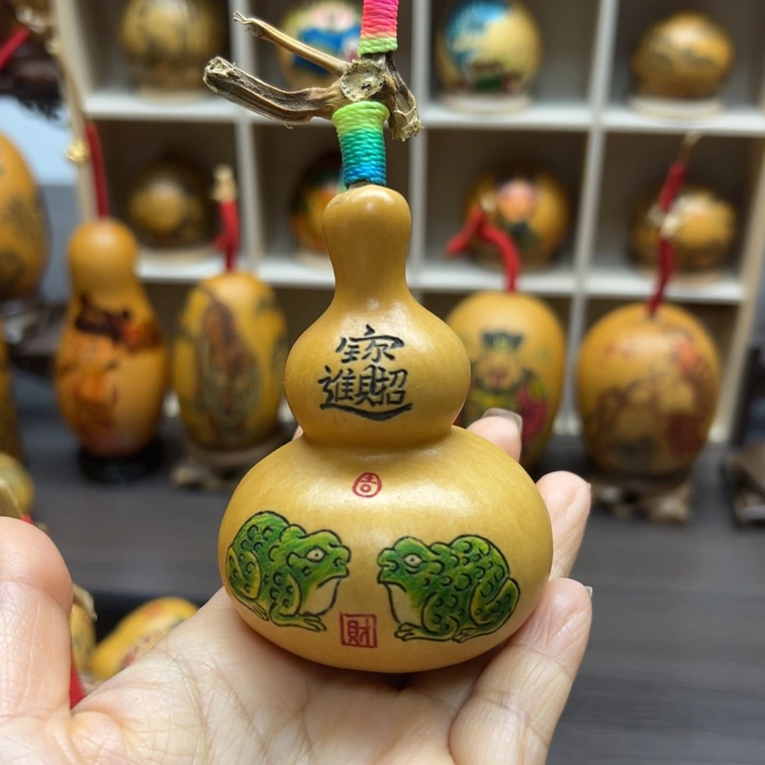 木5****0针刺墨刻金蟾