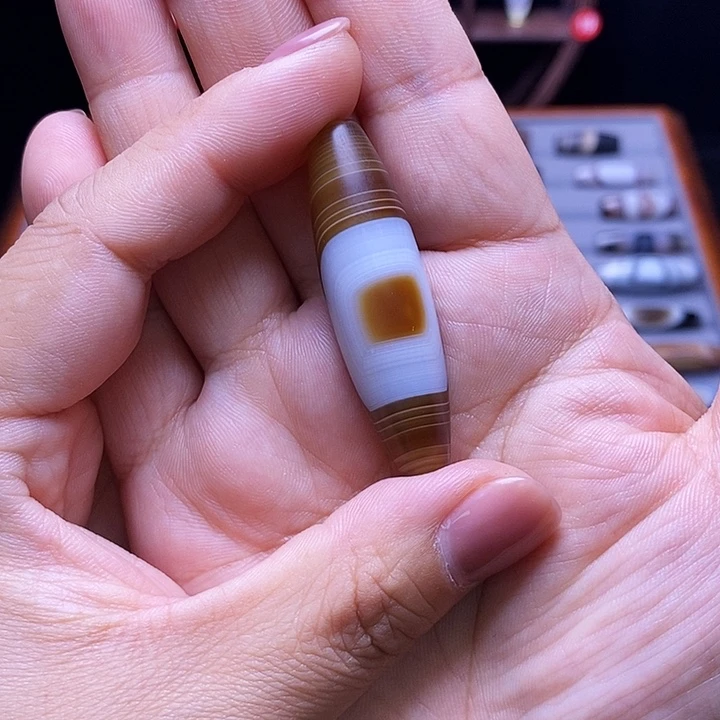 小****玛瑙/玉髓未镶嵌颈饰