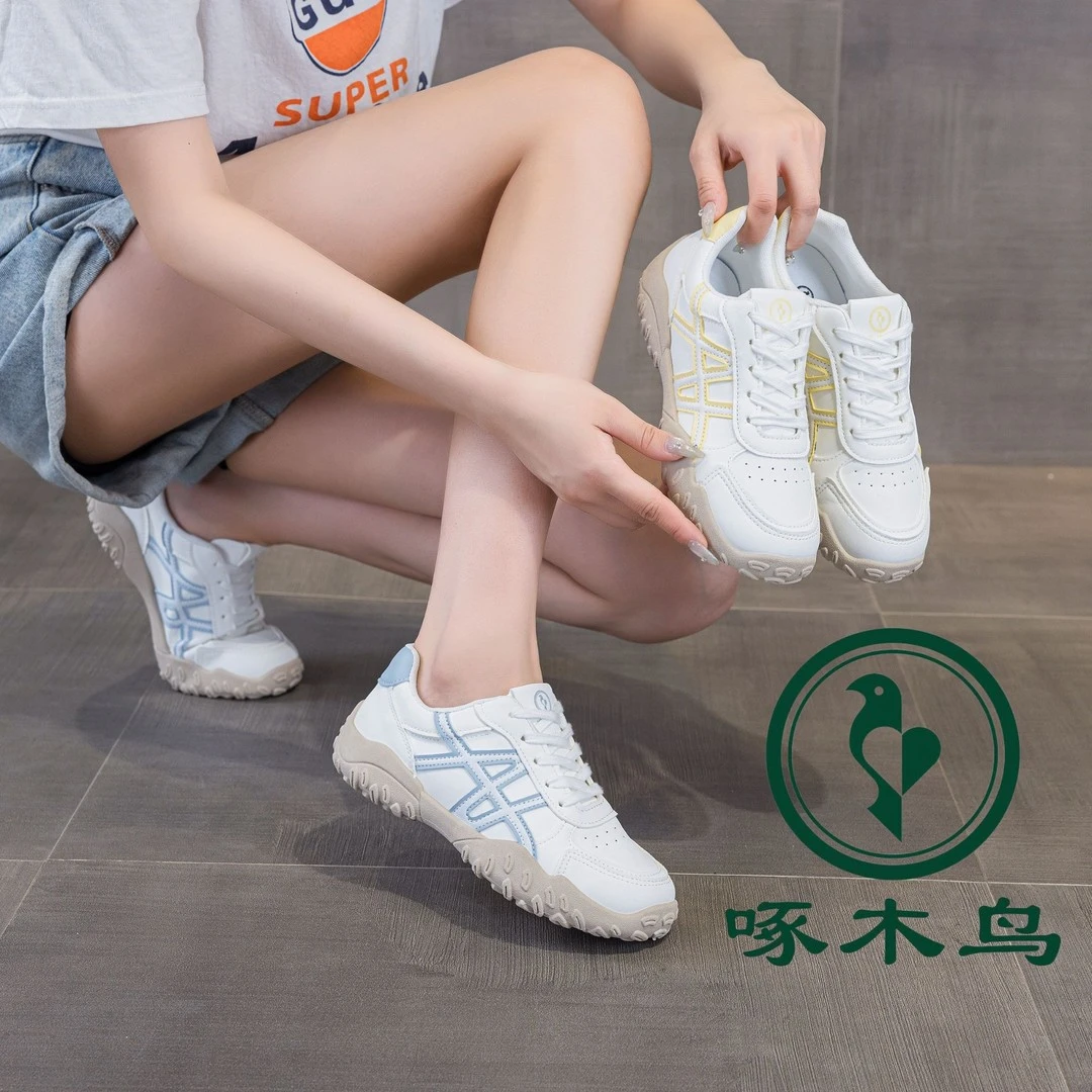 啄木鸟真皮女鞋2025春秋新款防滑软底舒适百搭时尚平地运动休闲鞋