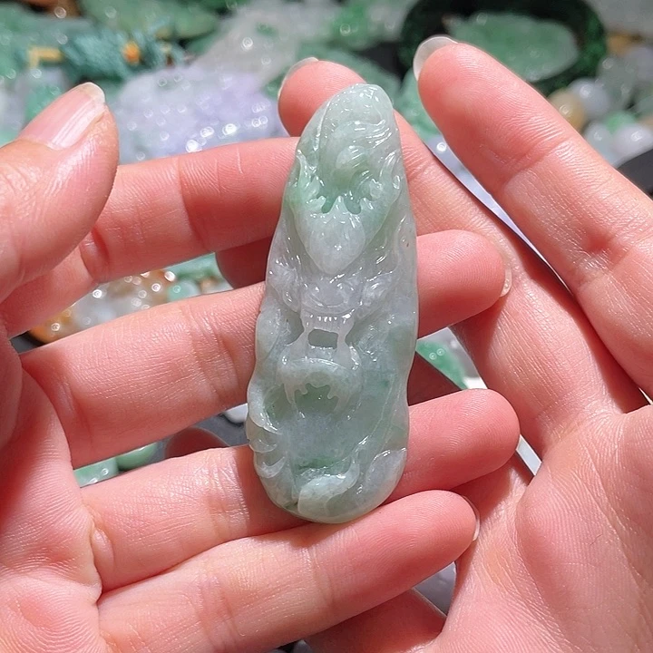 颈饰未镶嵌翡翠天