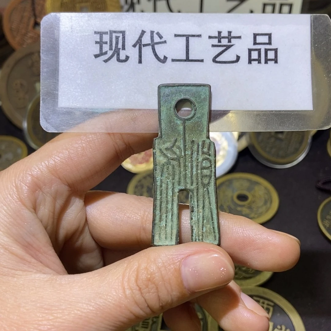 铜C***勿现代工艺品现代文创品