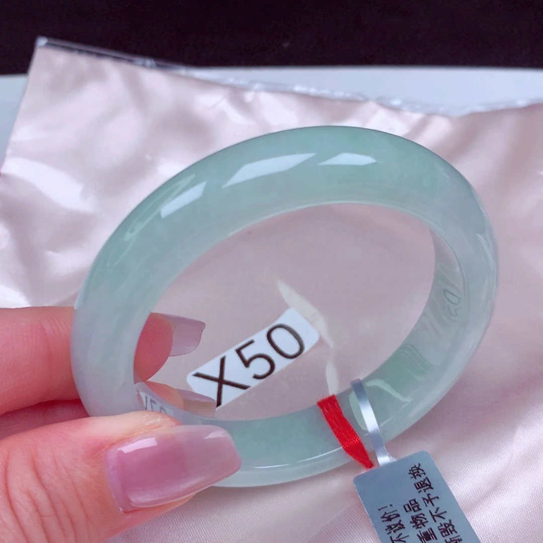 翡翠未镶嵌手镯手镯