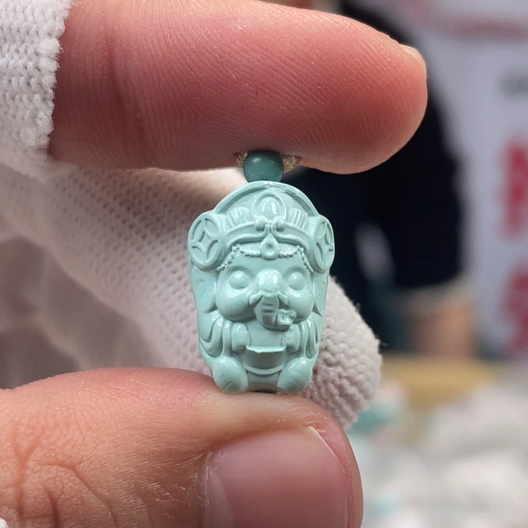 绿松石未镶嵌挂件