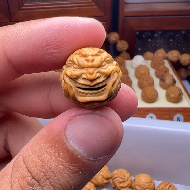 猴头核桃吊坠精工四目恶僧福利