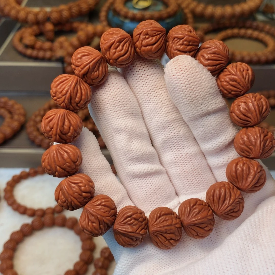 有***腻桃核手串秦岭龙纹