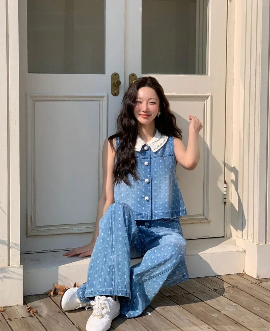 小个子显高穿搭套装2025夏新款高级感马甲背心蕾丝拼接阔腿牛仔裤