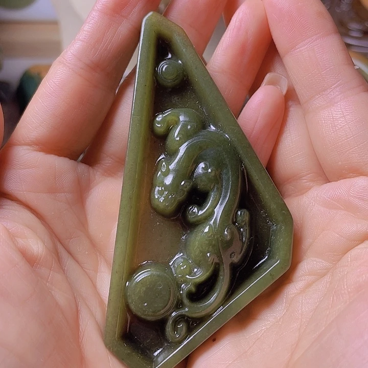 未镶嵌手串岫岩河磨玉（透闪石质玉）明***好