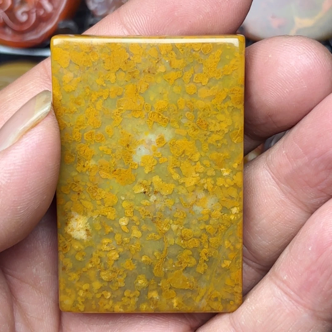用***2玛瑙/玉髓未镶嵌玛瑙