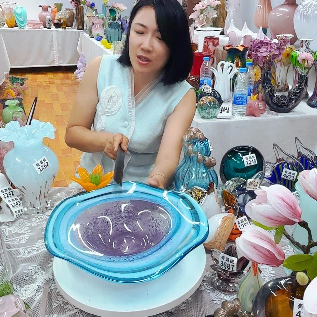 安妮琉璃花瓶摆件