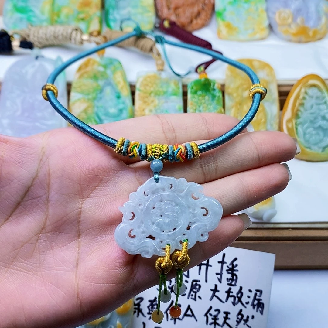 颈饰未镶嵌翡翠翡翠