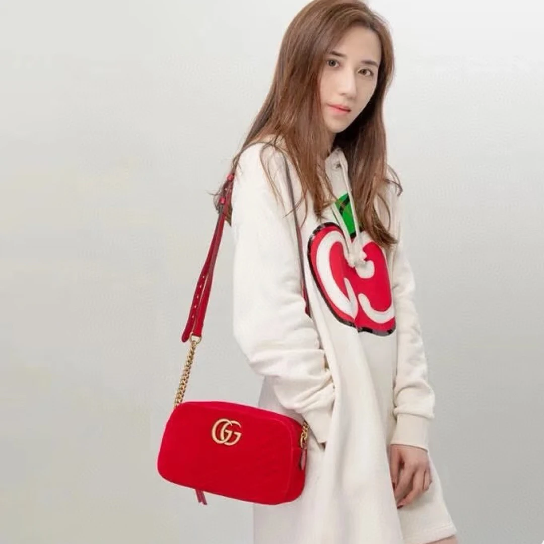 99新 GUCCI/古驰 白色双G苹果亮片帽衫/Xs/胸围55/衣长82/B10012