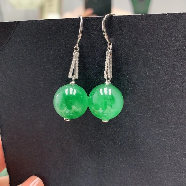 石英质玉（非洲翠）银S925镶嵌耳饰美****卢