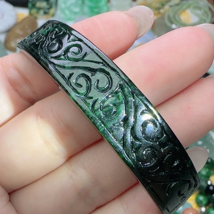 翡翠未镶嵌颈饰天然A货28