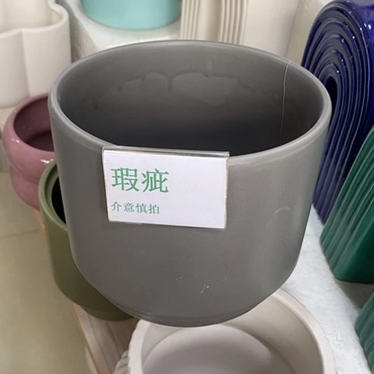 粗砂花盆瑕疵花盆有孔