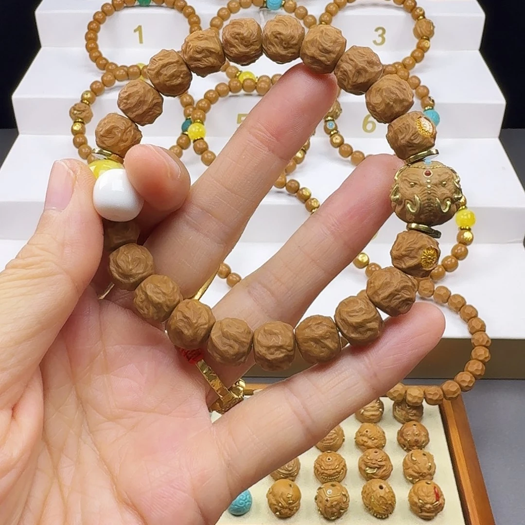 贫***-吊坠猴头核桃猴头手串