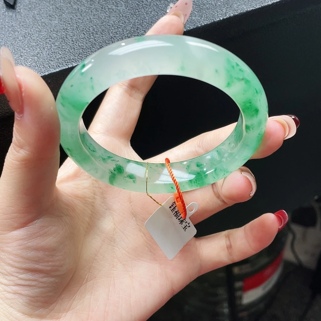 石英质玉未镶嵌手镯58