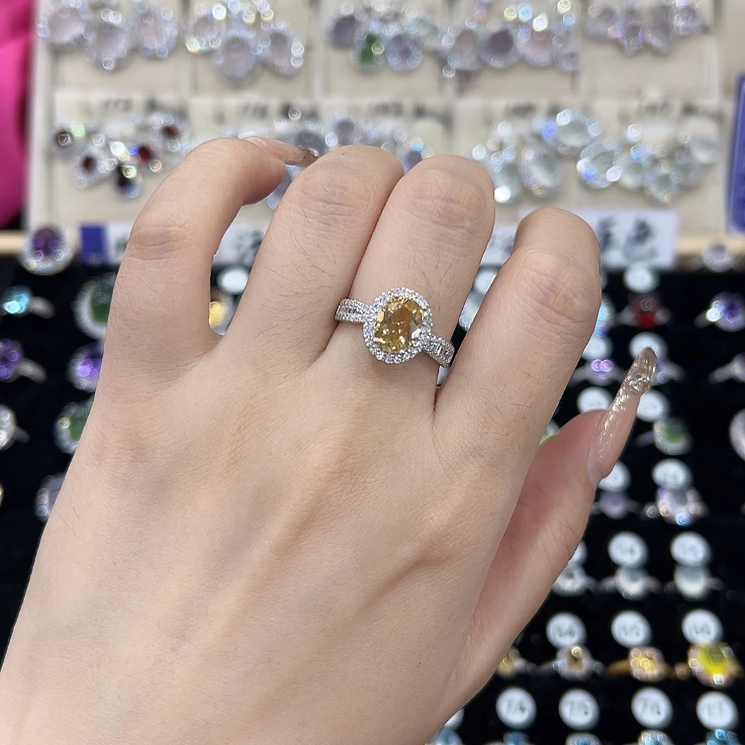 云***儿戒指银S925镶嵌黄晶